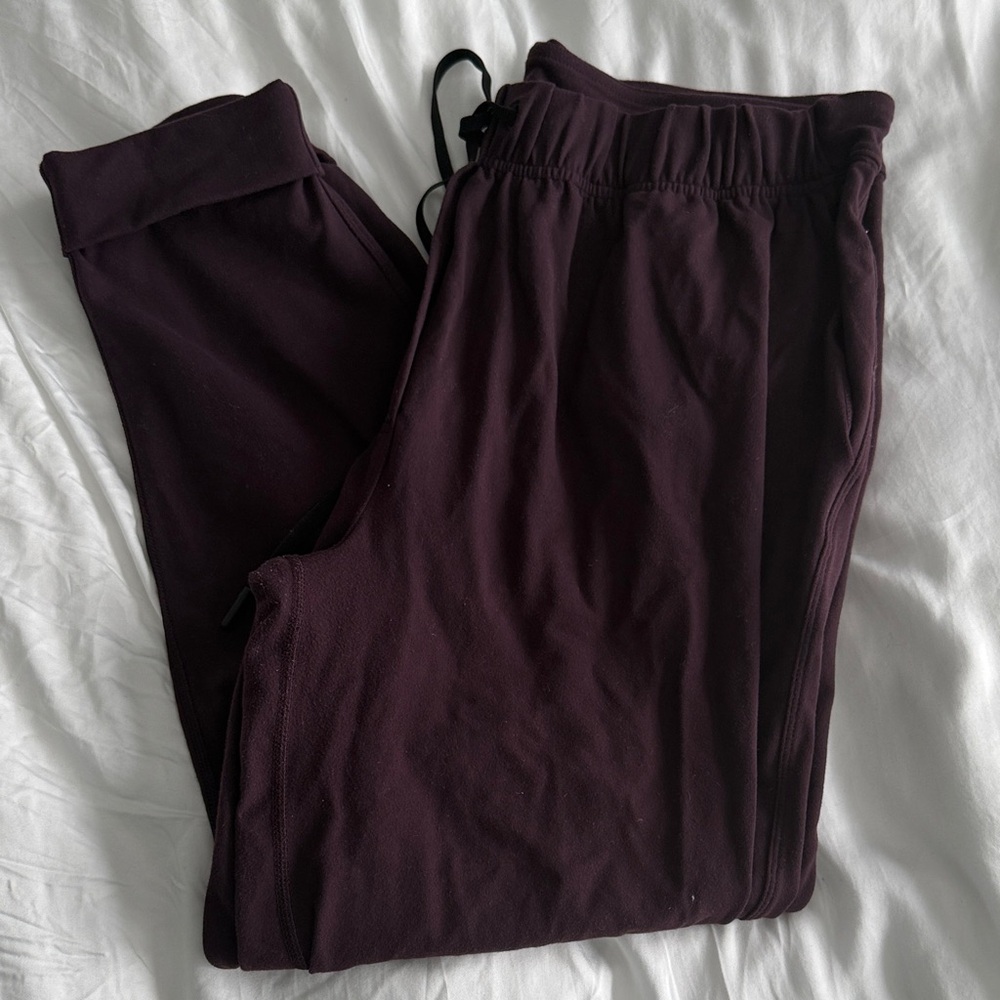 Jet Crop Jogger Pants